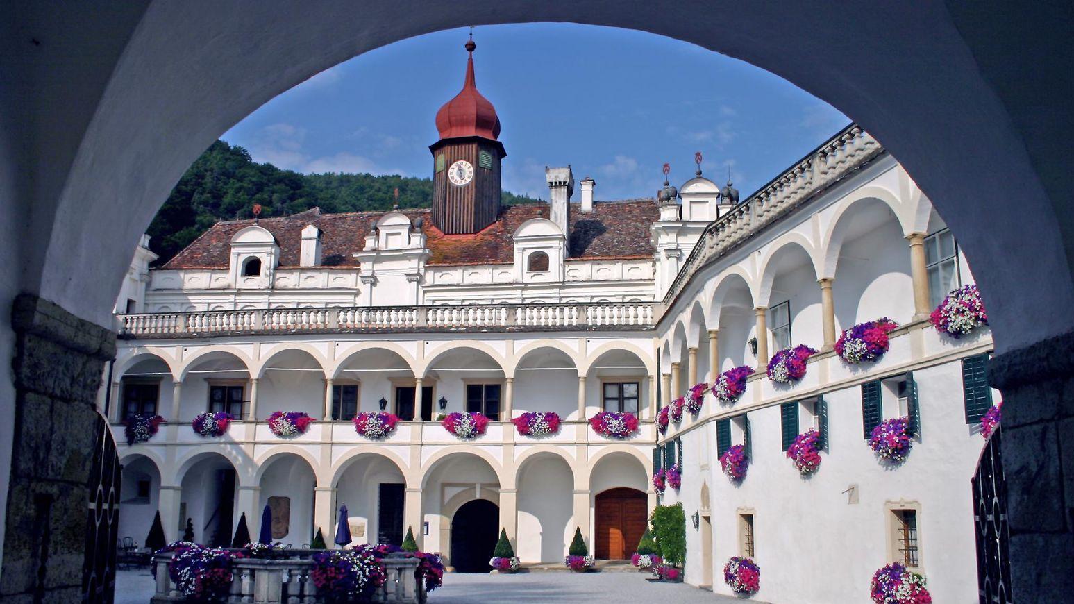 Herberstein Schloss Florentinerhof © F Herberstein