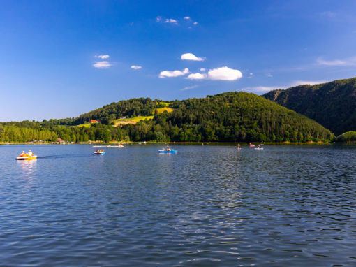 Boote im Stubenbergsee (c) Harry Schiffer